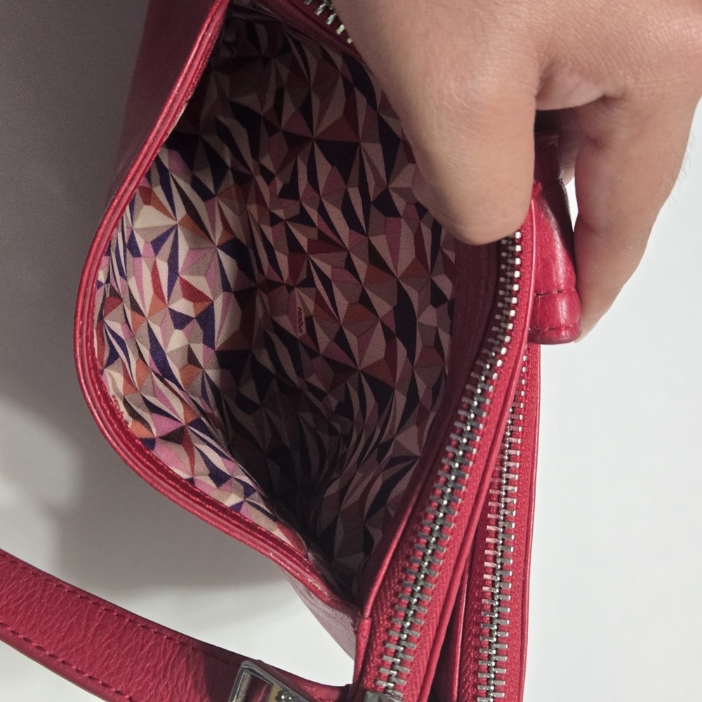 Hobo The Original Red Leather Crossbody Shoulder Bag Vintage Small Zipper Purse - Picture 11 of 14